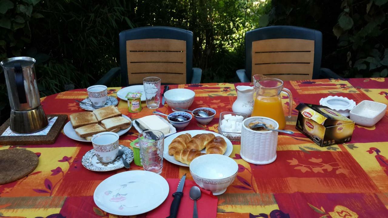 Oniros Bed & Breakfast Neuffontaines Bagian luar foto
